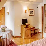 Ξενοδοχείο Fonfreda 3*